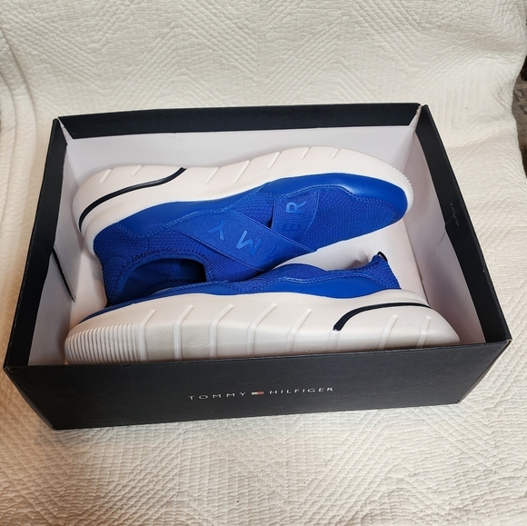 Tommy Hilfiger Blue Fina Slip On Sneakers Women's Size 9 New - Picture 17 of 17